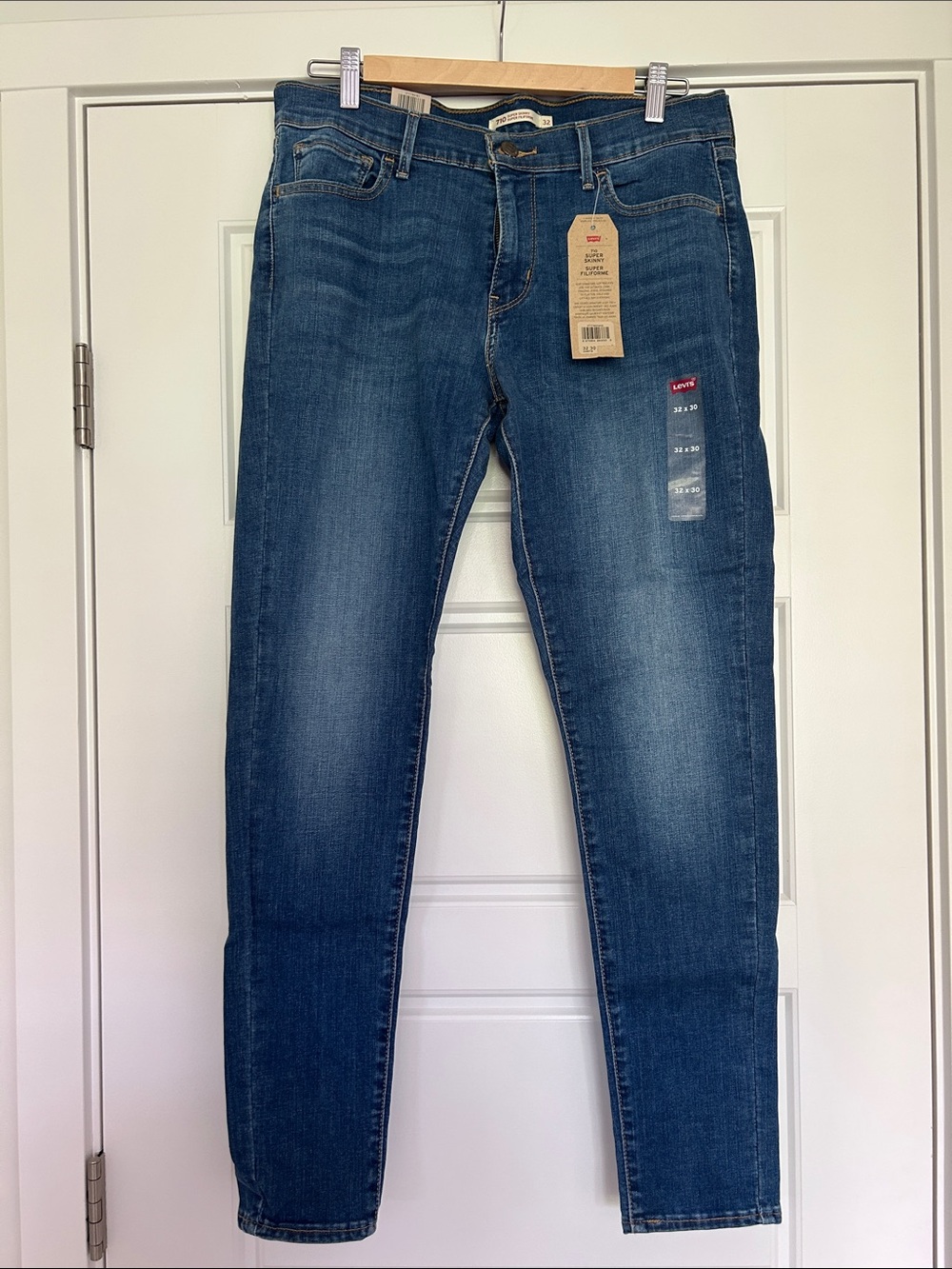 Levi's 710 Super Blue Skinny Jeans